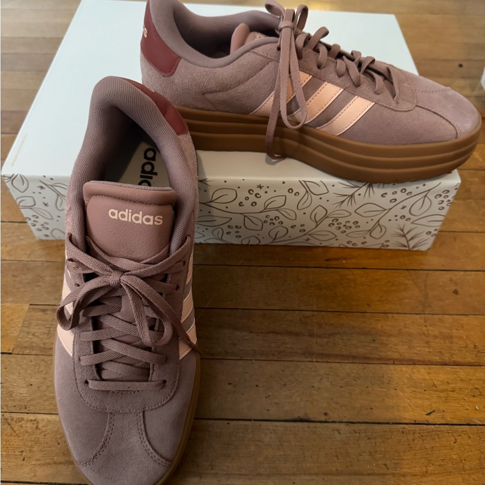 Adidas Women's Mauve and Pink Platform Sneakers